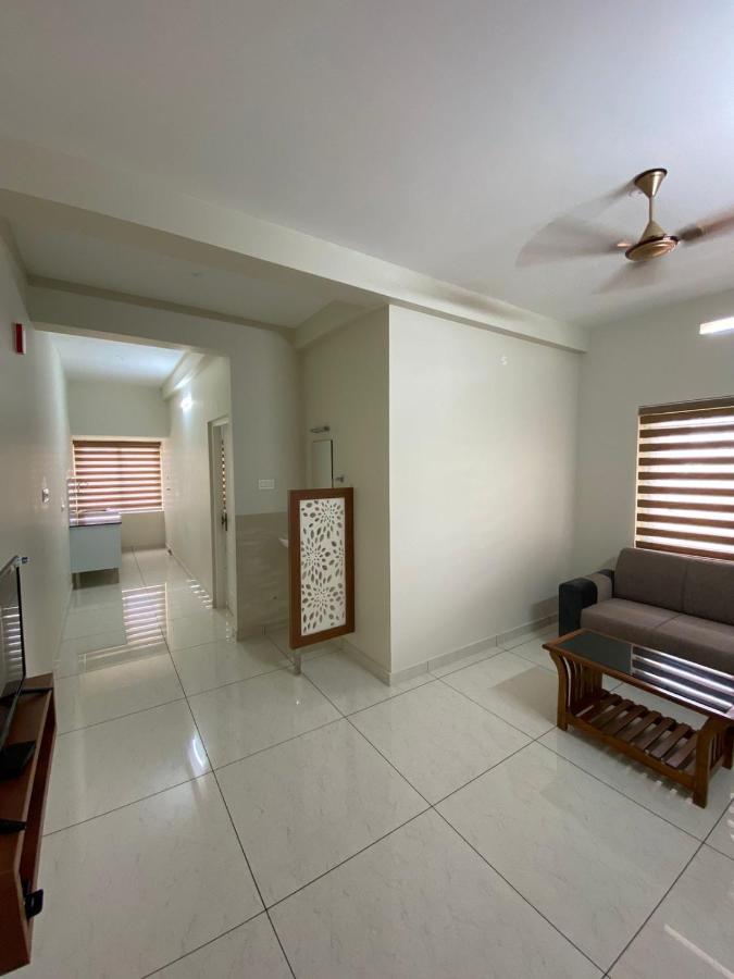 Apartamento Nimet Residency Kochi Exterior foto
